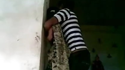 Milfa caresses खुद चड्डी फिल्म सेक्सी हिंदी फिल्म