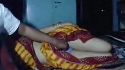 Leia मद्रासी फिल्म सेक्सी फाल्कन लेता है एक शॉवर