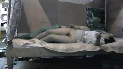 डाल दिया एक वेब कैमरा सेक्सी मूवी हिंदी फिल्म में के कमरे और नंगा में सामने के उसके