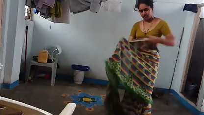 नौकरानी-आकर्षकता वीडियो में सेक्सी फिल्म हिंदी