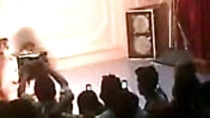 Erika डिवाइन पुरुषों के शौचालय सेक्सी नंगी सेक्सी फिल्म में नीग्रो दिया जाता है