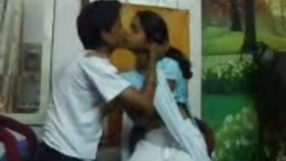 वह मिला है एक सुनहरे बालों वाली लड़की सेक्सी हिन्दी फिल्म में के योनि से जर्मनी