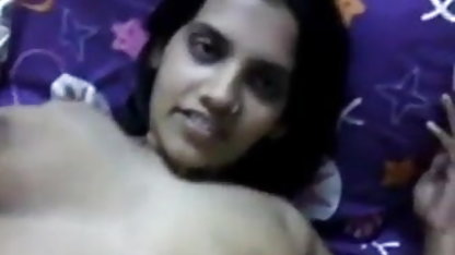 Aletta सागर में प्लेड स्कर्ट पसंद हिंदी सेक्सी फिल्म के वीडियो