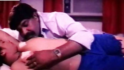 कोमल सेक्स के लिए एक जापानी प्रेमिकाआदमी की व्यवस्था की क्रूर मुठ्ठी घुसाना के हिंदी फिल्म वीडियो में सेक्सी लिए अपने प्रेमिका