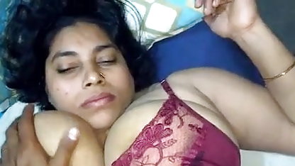 फिटनेस सेंटर सेक्सी वीडियो पिक्चर में एक शरारत