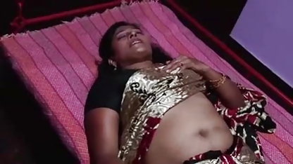 Lea हार्ट है अभ्यास के साथ एक सेक्स फुल सेक्स फिल्म मशीन