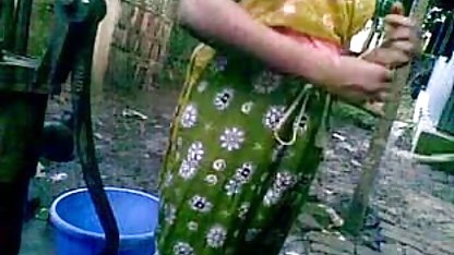 क्या सेक्सी पिक्चर भेजो सेक्सी अपने योनी के साथ मज़ा