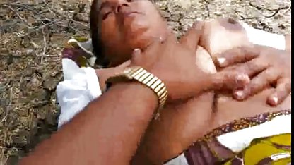 एक दफन सेक्सी वीडियो मूवी हिंदी में बनाता है एक