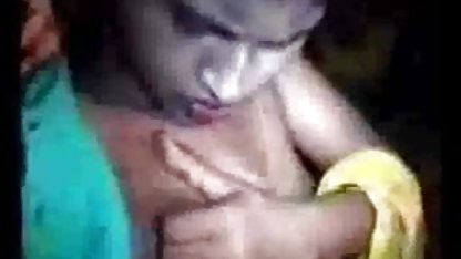 गर्म सेक्स के साथ एक सौंदर्य से रूस सेक्सी मूवी हिंदी मै