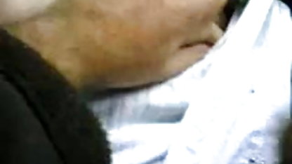 Busty सुनहरे बालों वाली नीना एली उल्लास के साथ सेक्सी सेक्सी फिल्म चाहिए एक hahalem में बिस्तर