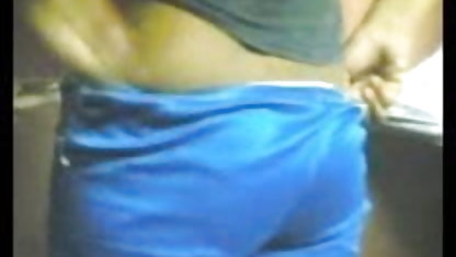 बछड़ा caresses फुल सेक्सी वीडियो फिल्म ही