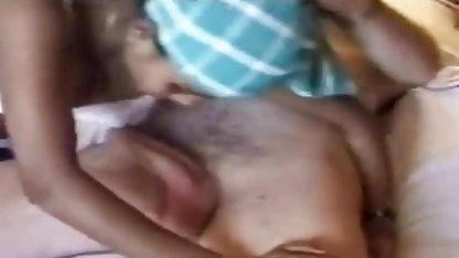 Mulatka पूर्ण निपटान में एक सफेद सदस्य प्राप्त करता है सेक्स फिल्म सेक्स फिल्म सेक्स फिल्म